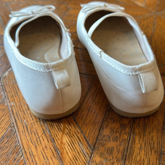 Girls white dress shoes - Picture 3 of 9